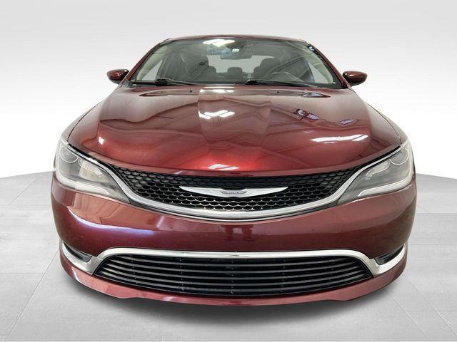 Chrysler 200  2016