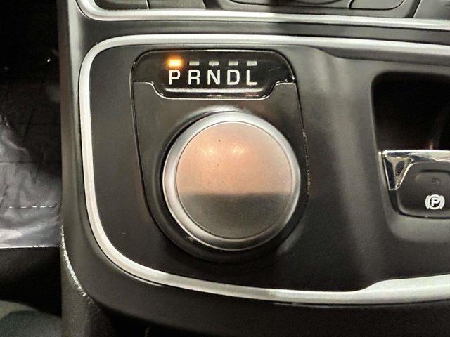 Chrysler 200  2016