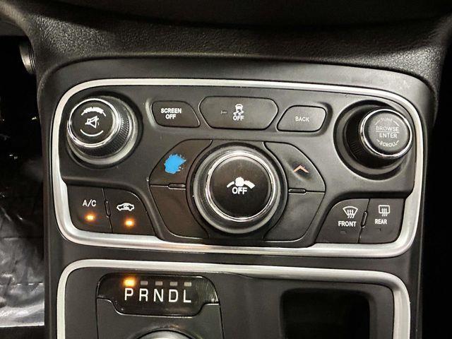 Chrysler 200  2016