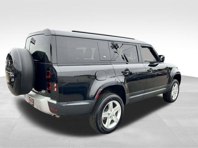Land Rover Defender  2023
