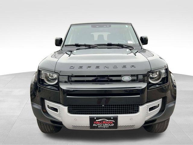 Land Rover Defender  2023