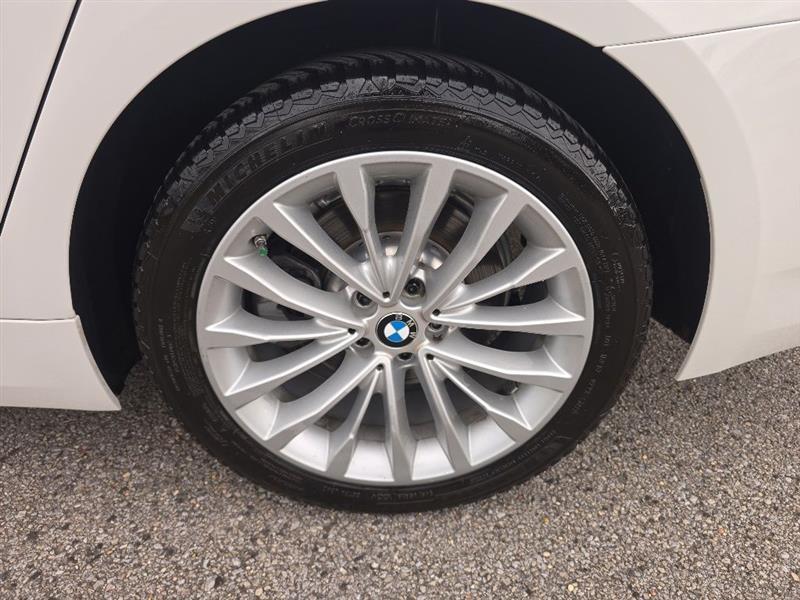 BMW 5-Series  2021