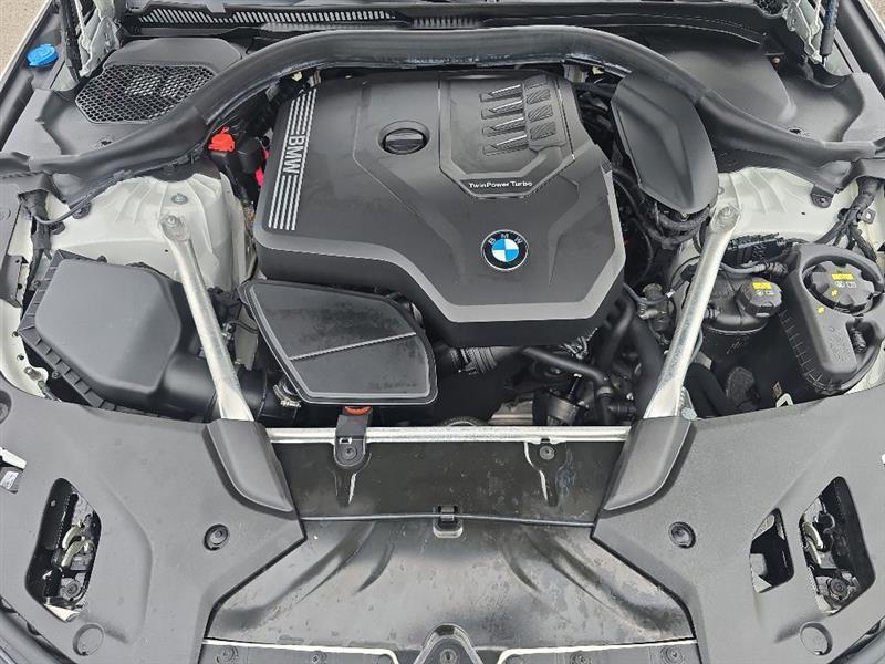 BMW 5-Series  2021