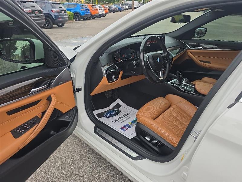 BMW 5-Series  2021