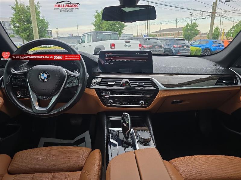 BMW 5-Series  2021