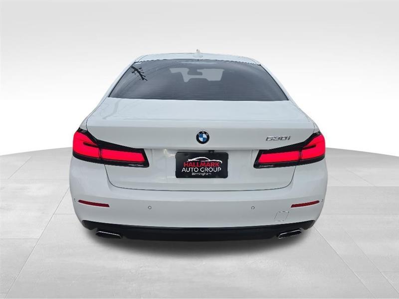BMW 5-Series  2021