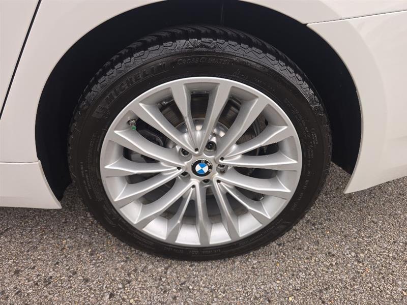 BMW 5-Series  2021