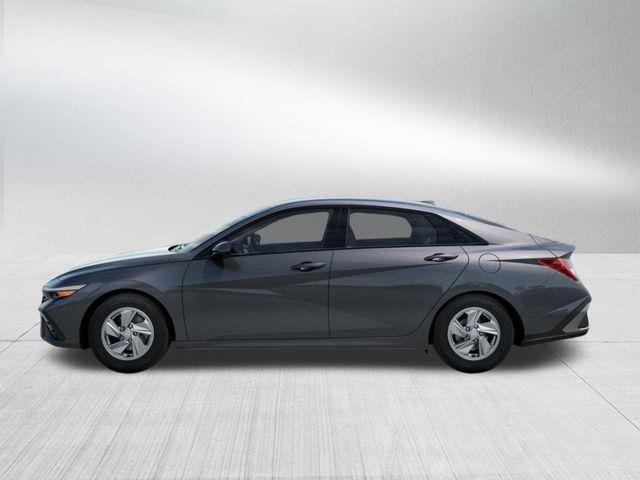Hyundai Elantra  2026