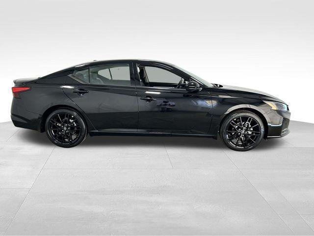 Nissan Altima  2026