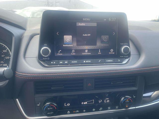 Nissan Rogue  2026