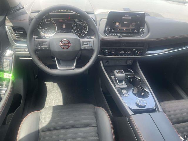 Nissan Rogue  2026