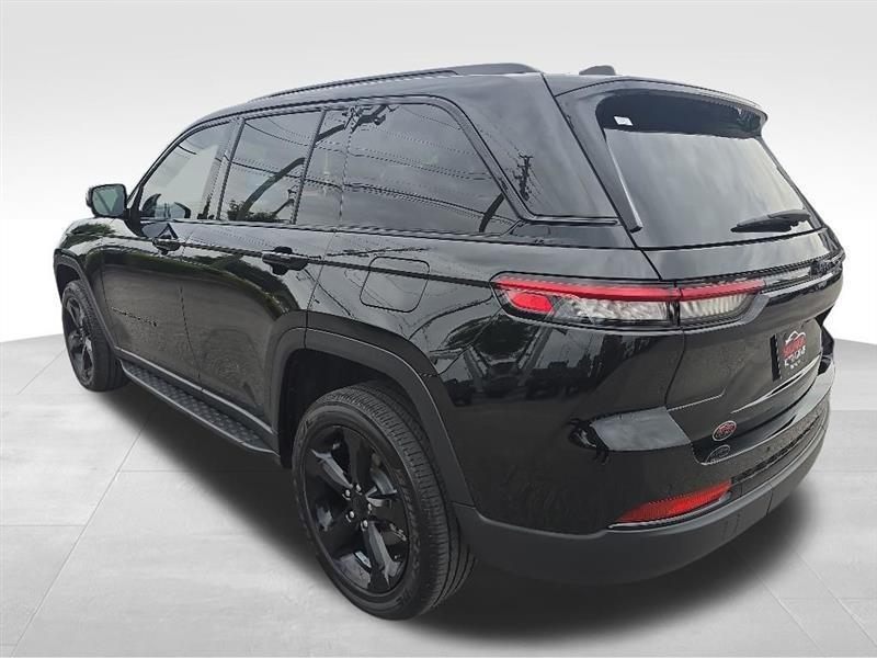Jeep Grand Cherokee  2024