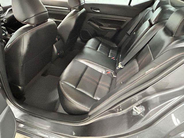 Nissan Altima  2023
