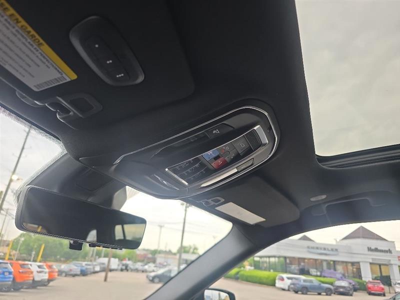 Jeep Grand Cherokee  2026