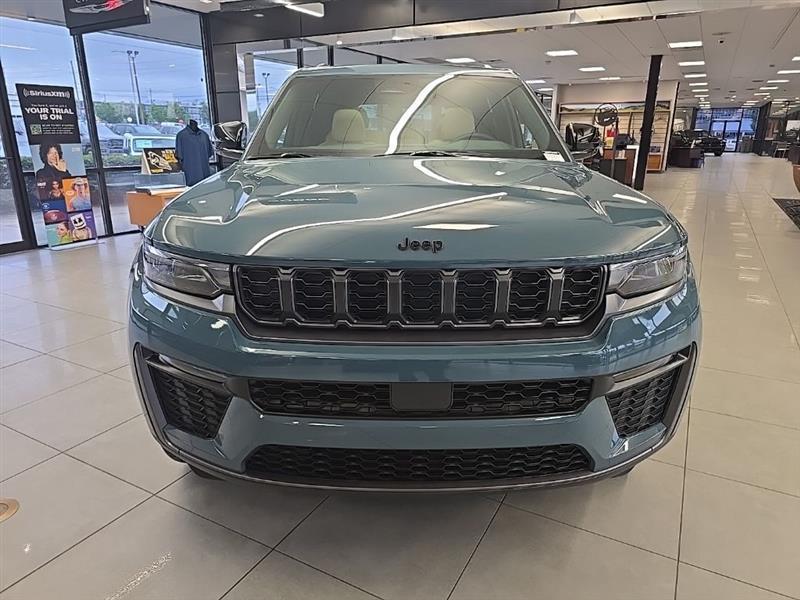 Jeep Grand Cherokee  2026