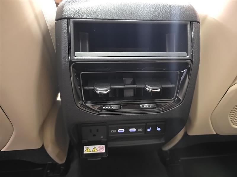 Jeep Grand Cherokee  2026
