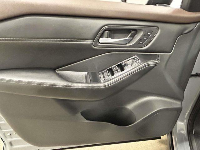 Nissan Rogue  2023