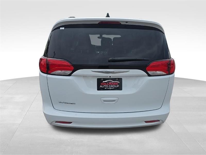 Chrysler Voyager  2021