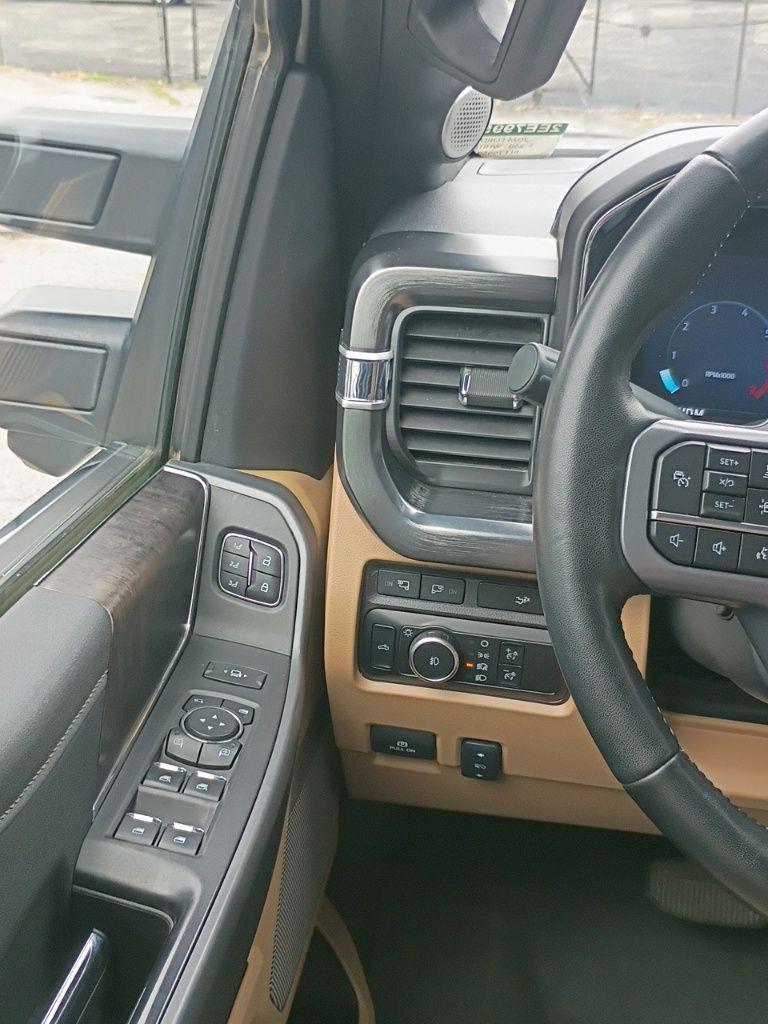 Ford F-250 SD  2024