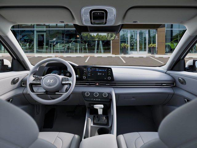 Hyundai Elantra  2026