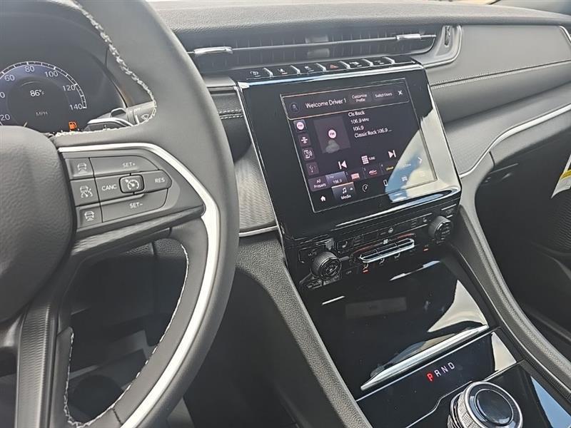 Jeep Grand Cherokee  2026