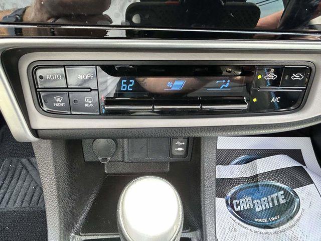 Toyota Corolla  2017