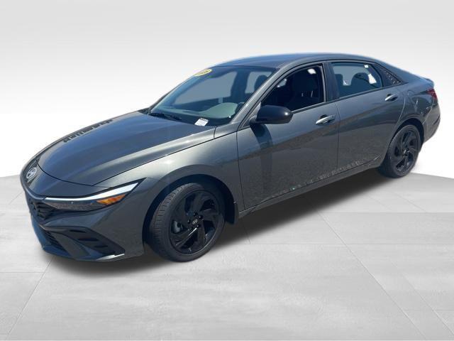 Hyundai Elantra  2026