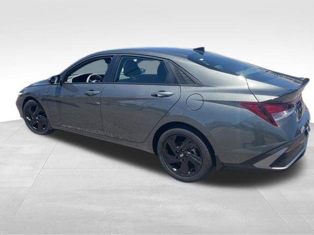 Hyundai Elantra  2026