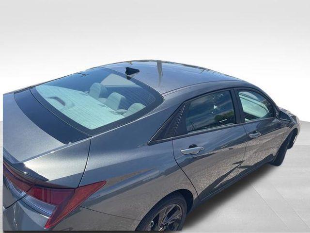 Hyundai Elantra  2026