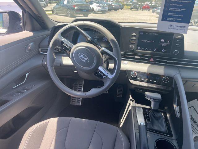 Hyundai Elantra  2026