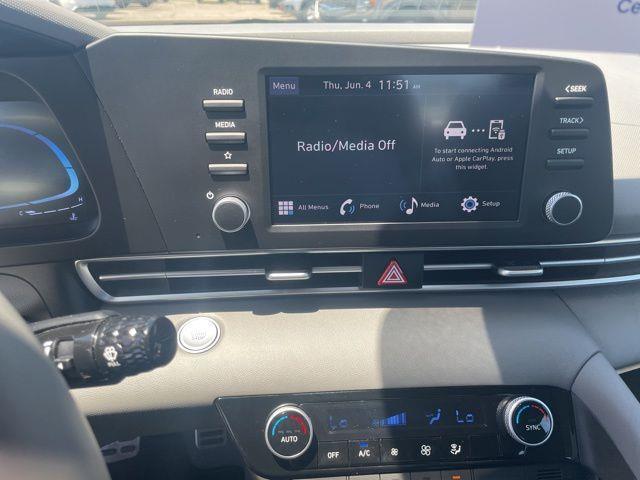 Hyundai Elantra  2026