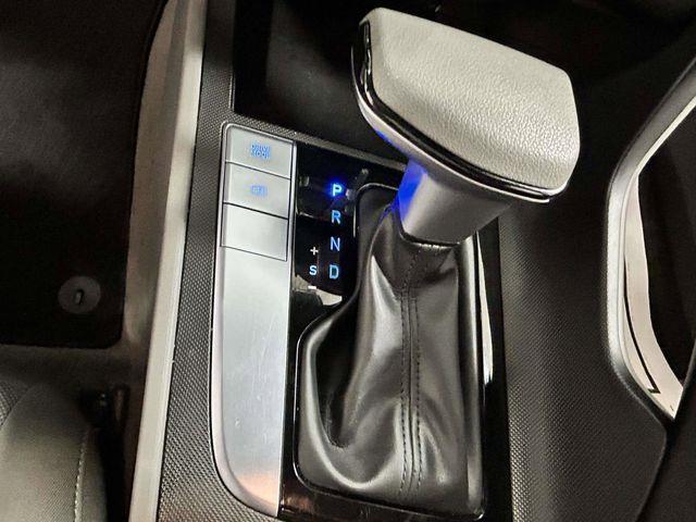 Hyundai Elantra  2025