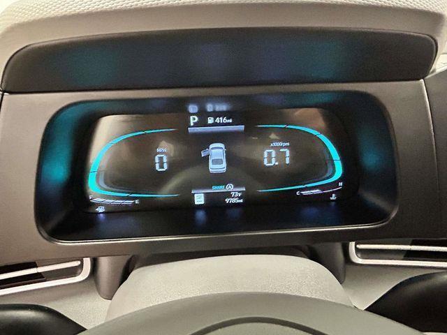 Hyundai Elantra  2025