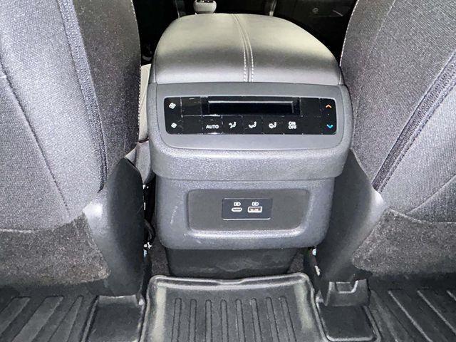 Nissan Pathfinder  2025