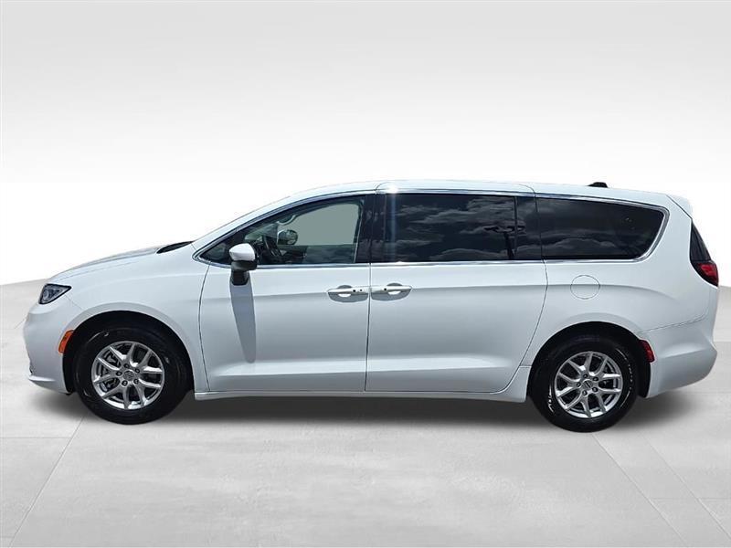 Chrysler Pacifica  2023