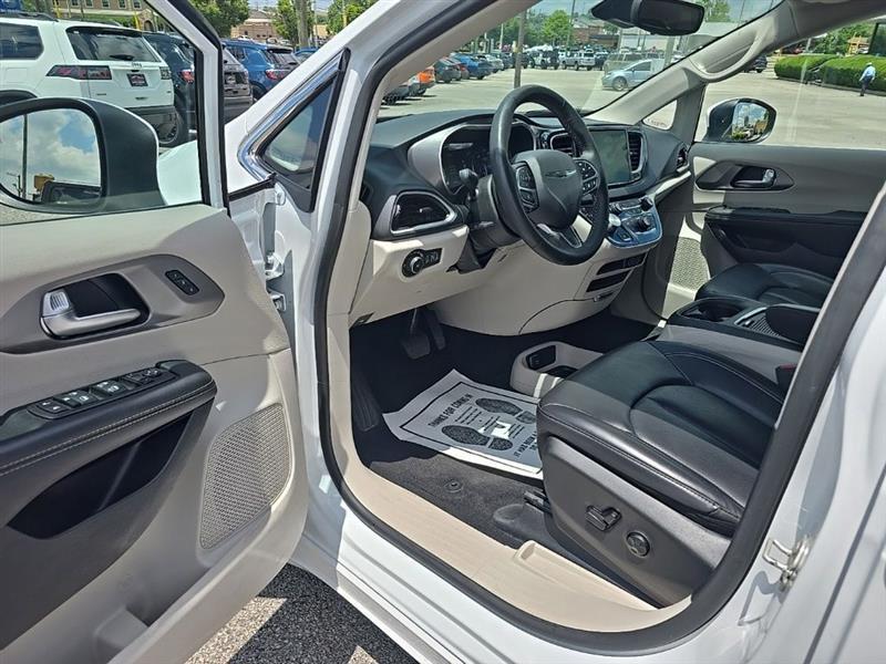 Chrysler Pacifica  2023