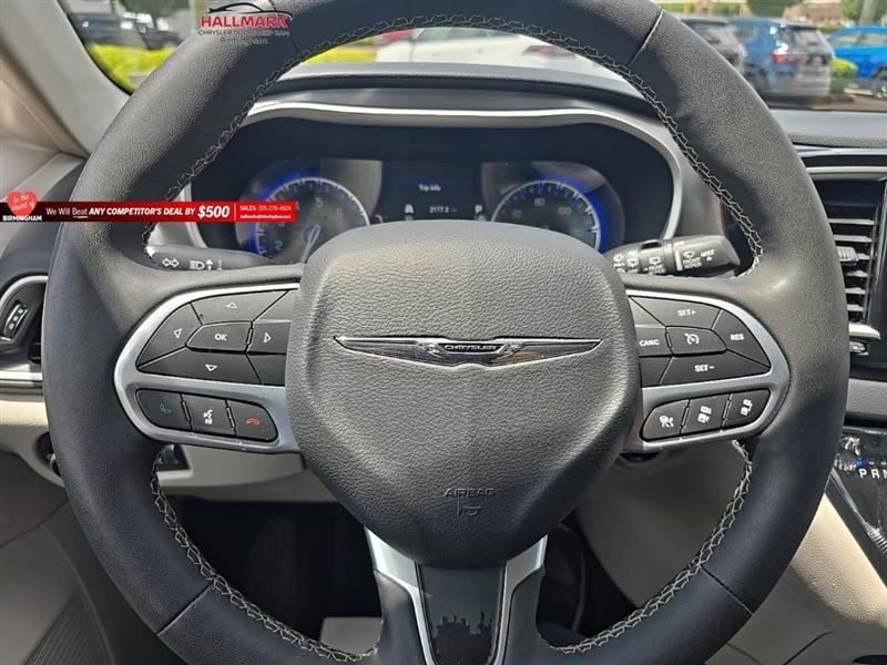 Chrysler Pacifica  2023