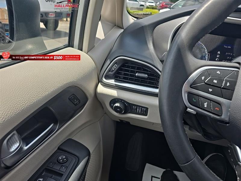 Chrysler Pacifica  2023