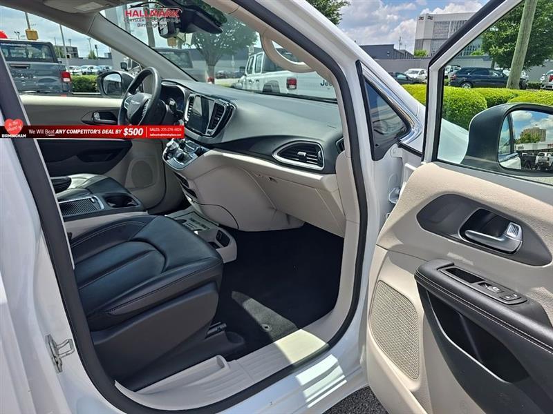 Chrysler Pacifica  2023