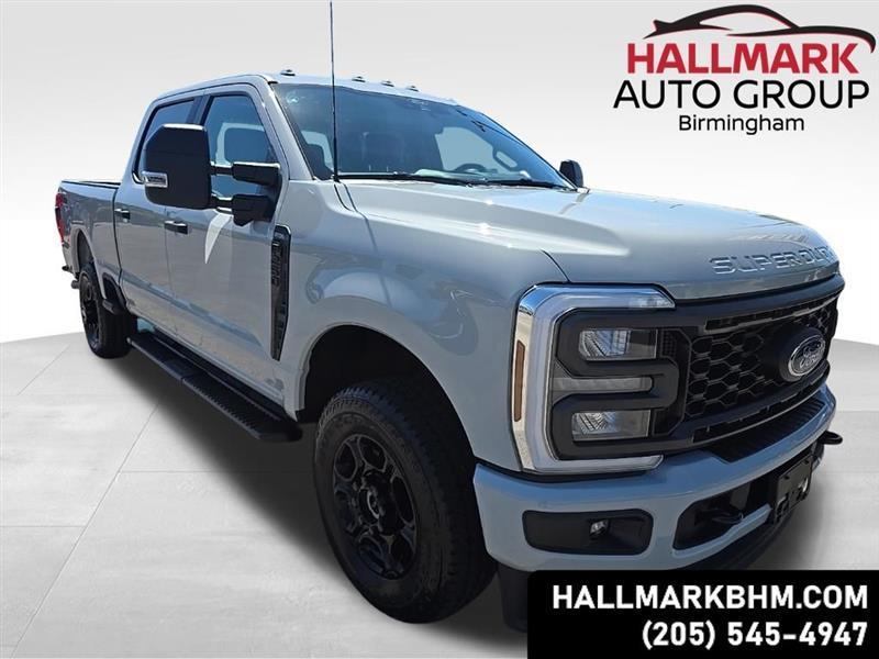 Ford F-250 SD  2025