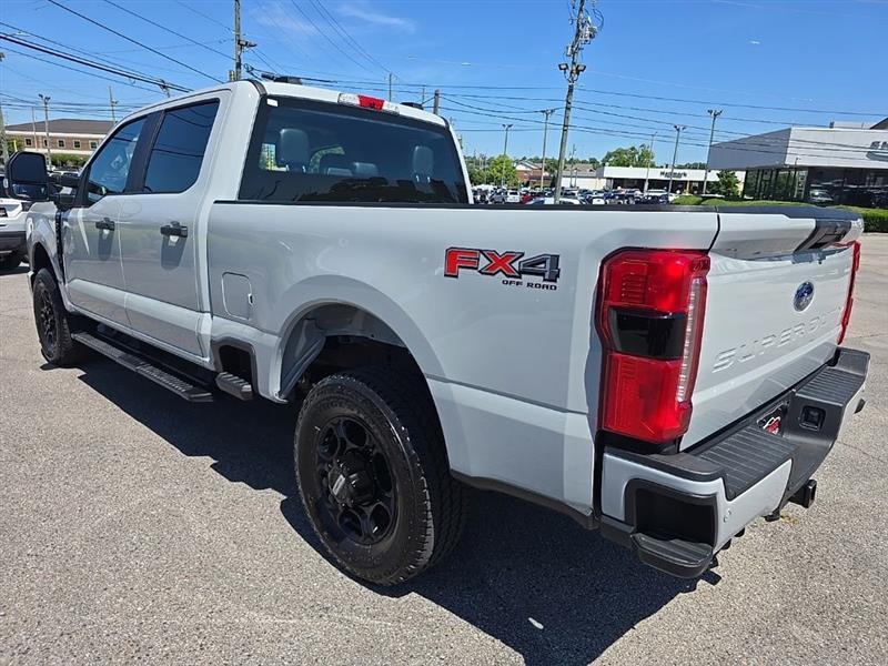Ford F-250 SD  2025