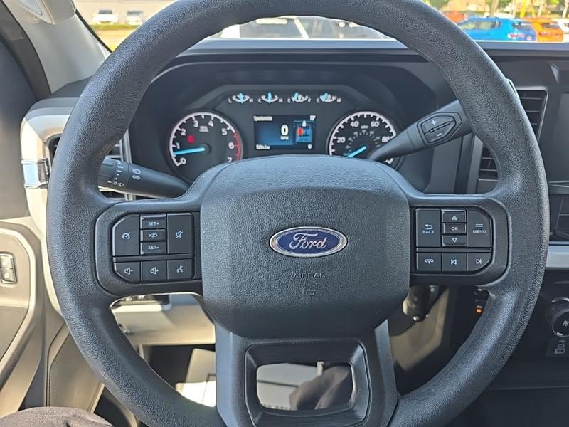 Ford F-250 SD  2025