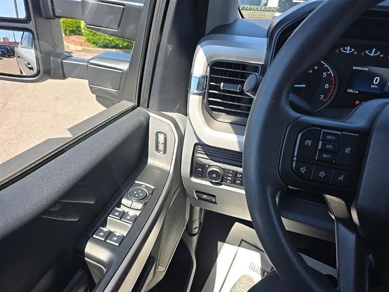 Ford F-250 SD  2025