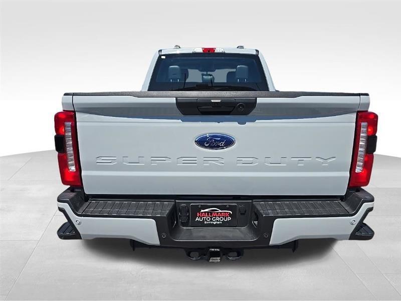 Ford F-250 SD  2025