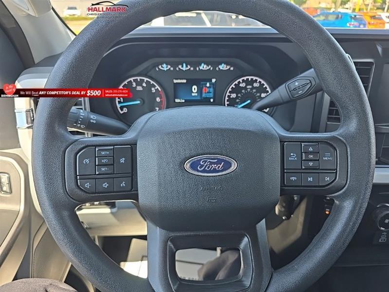 Ford F-250 SD  2025