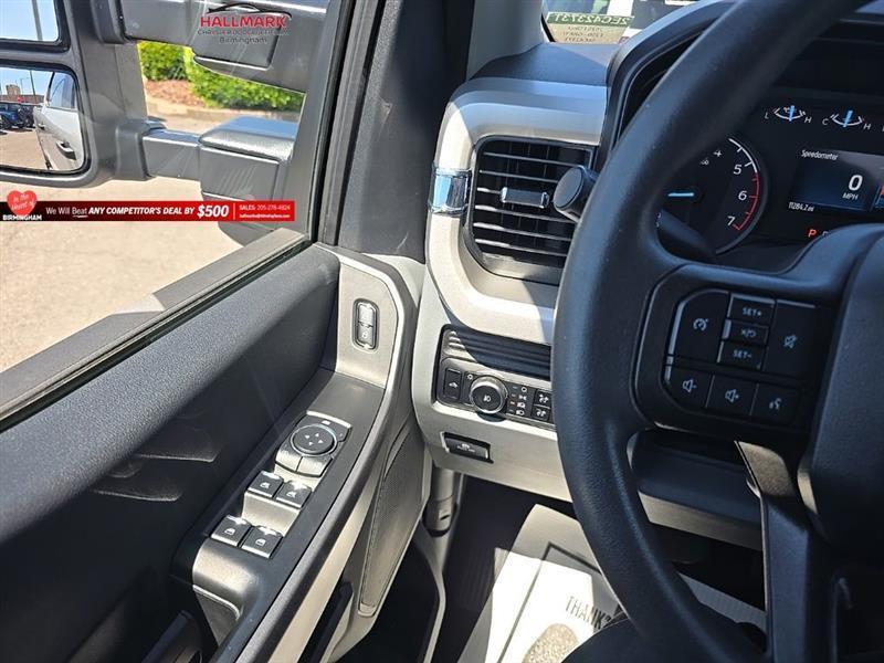 Ford F-250 SD  2025