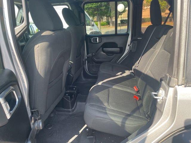 Jeep Wrangler  2018