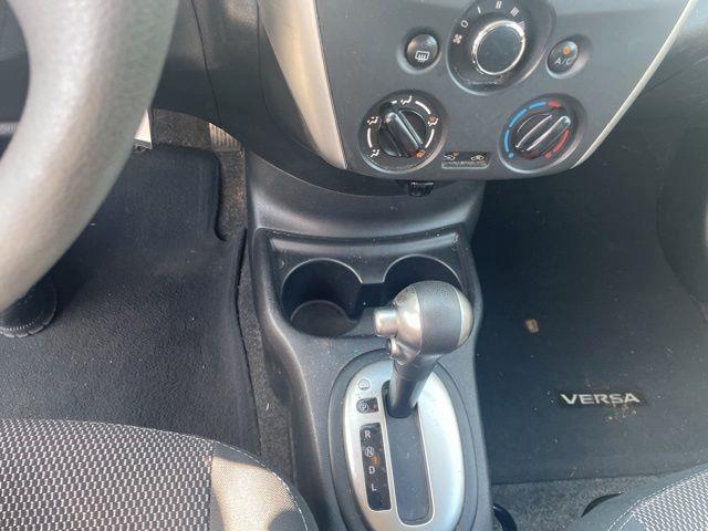 Nissan Versa  2016