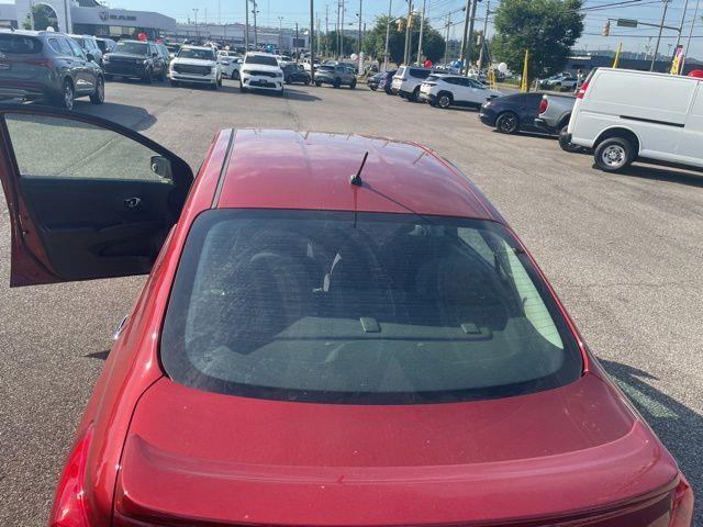 Nissan Versa  2016