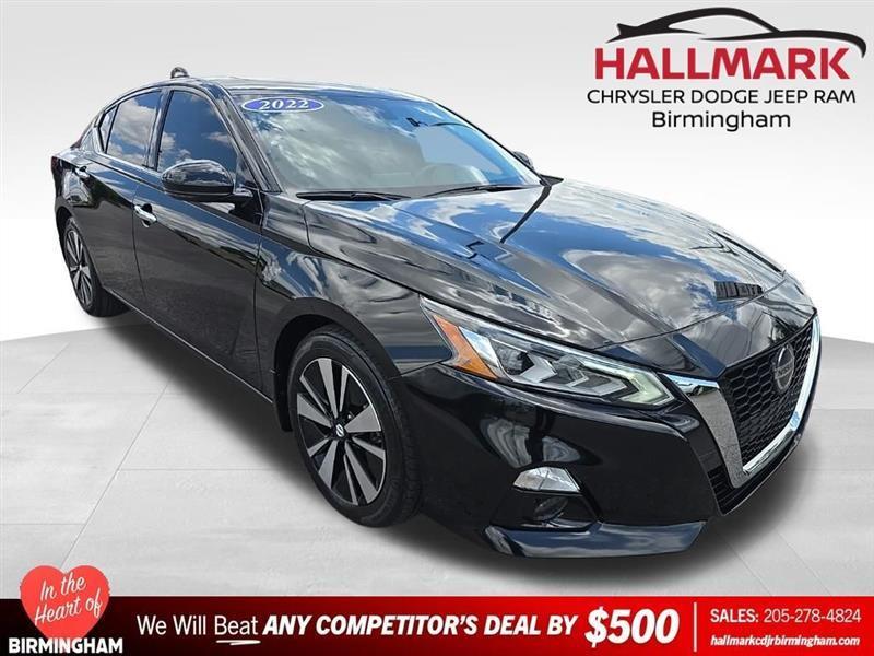 Nissan Altima  2022